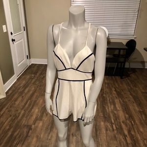 Short Black Label Akira Jumper